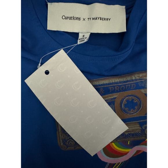 Curations Ty Mayberry Graphic Tee Small Blue Retro Cassette LGBTQ Pride NWT - Picture 11 of 14